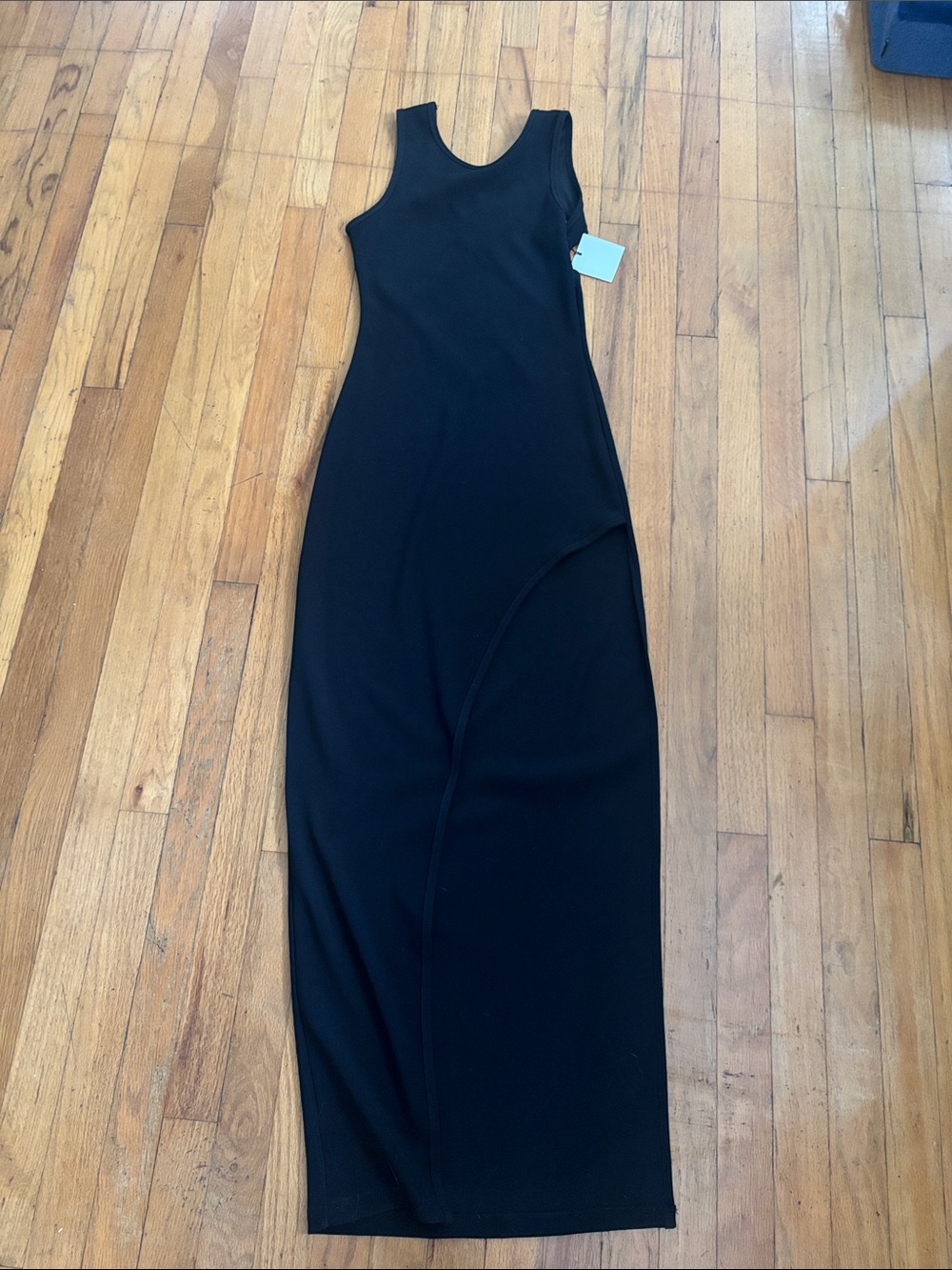 by the way. Black Sleeveless Maxi Dress with Curved Seam